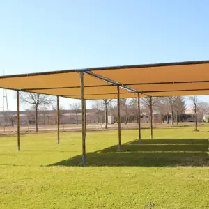 pergola-modular-de-madera-y-tela-strech